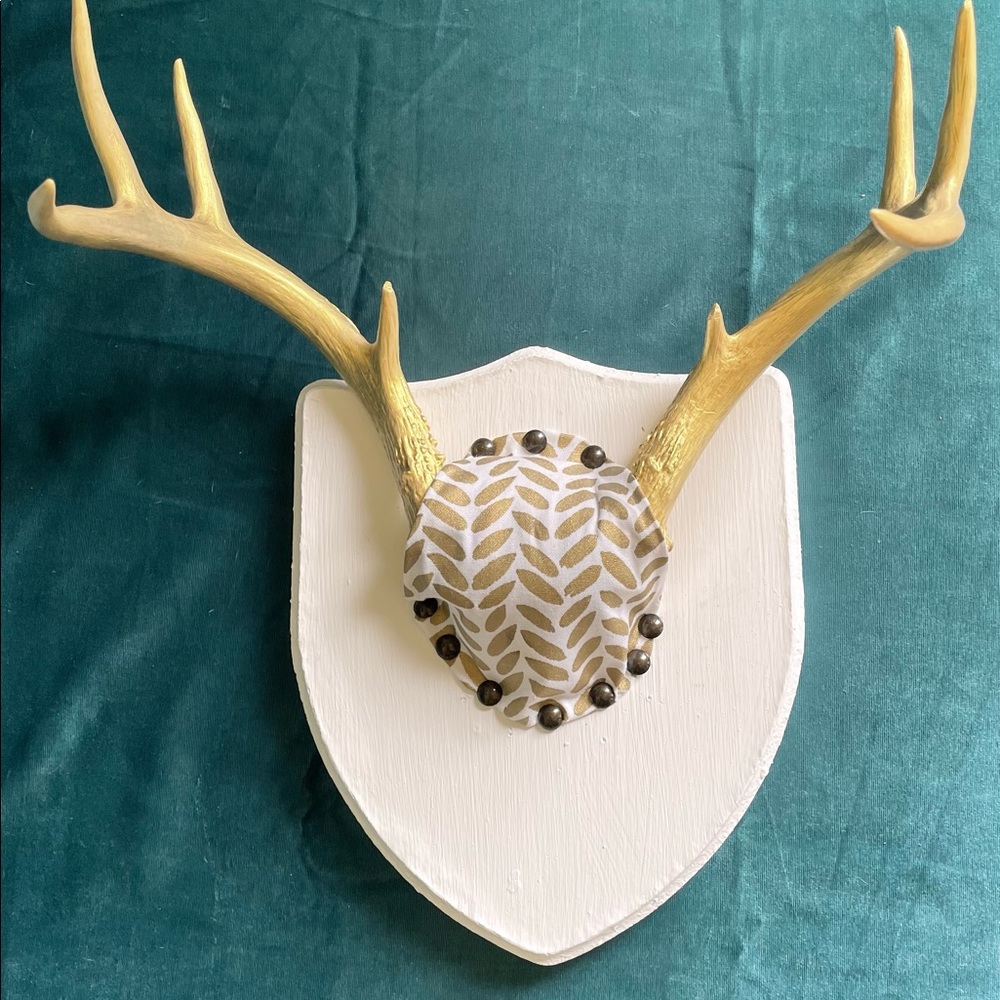 Painted Deer Antlers